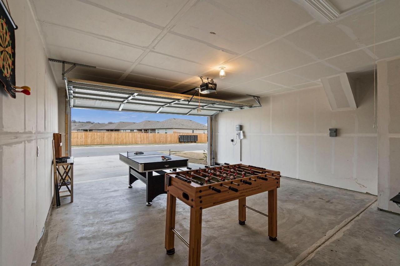 @ Marbella Lane - Amazing 4br Lakeview