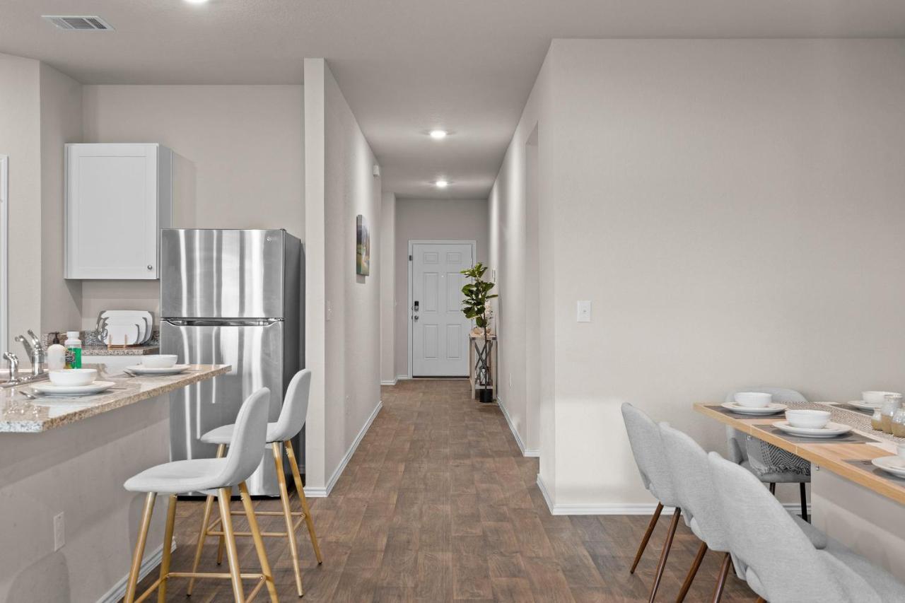 Holiday home @ Marbella Lane - Amazing 4br Lakeview Austin