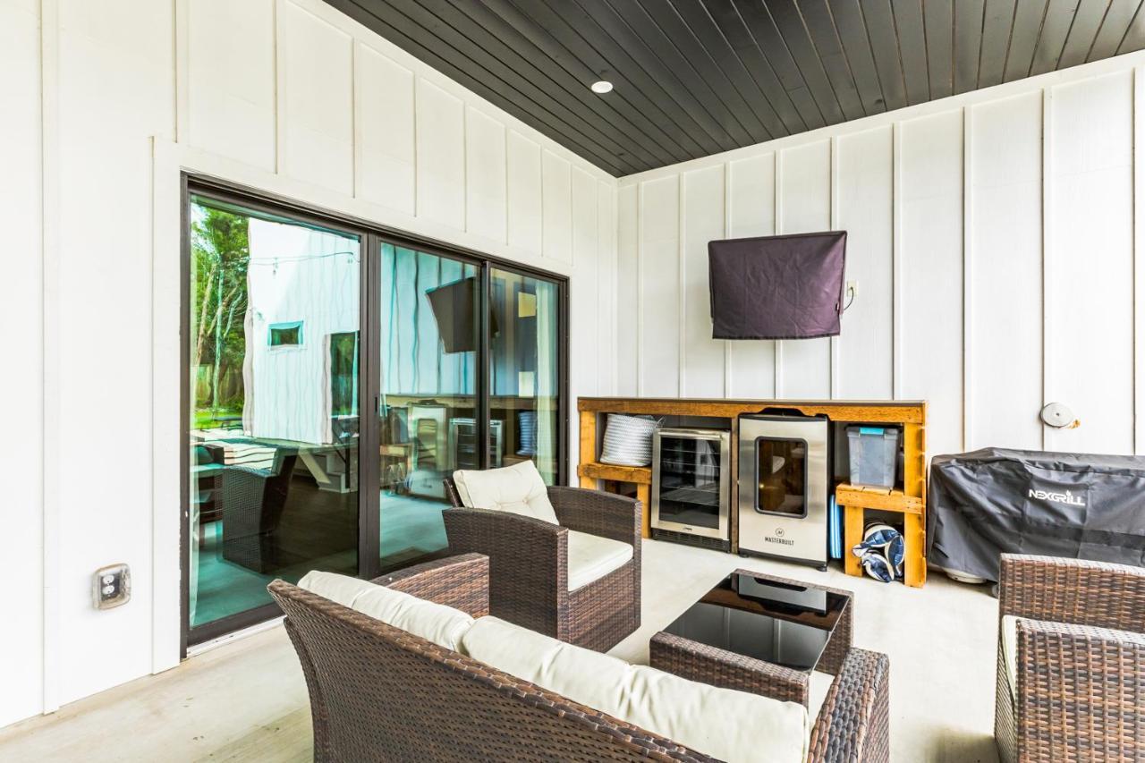 Serene Stunner Holiday home Austin