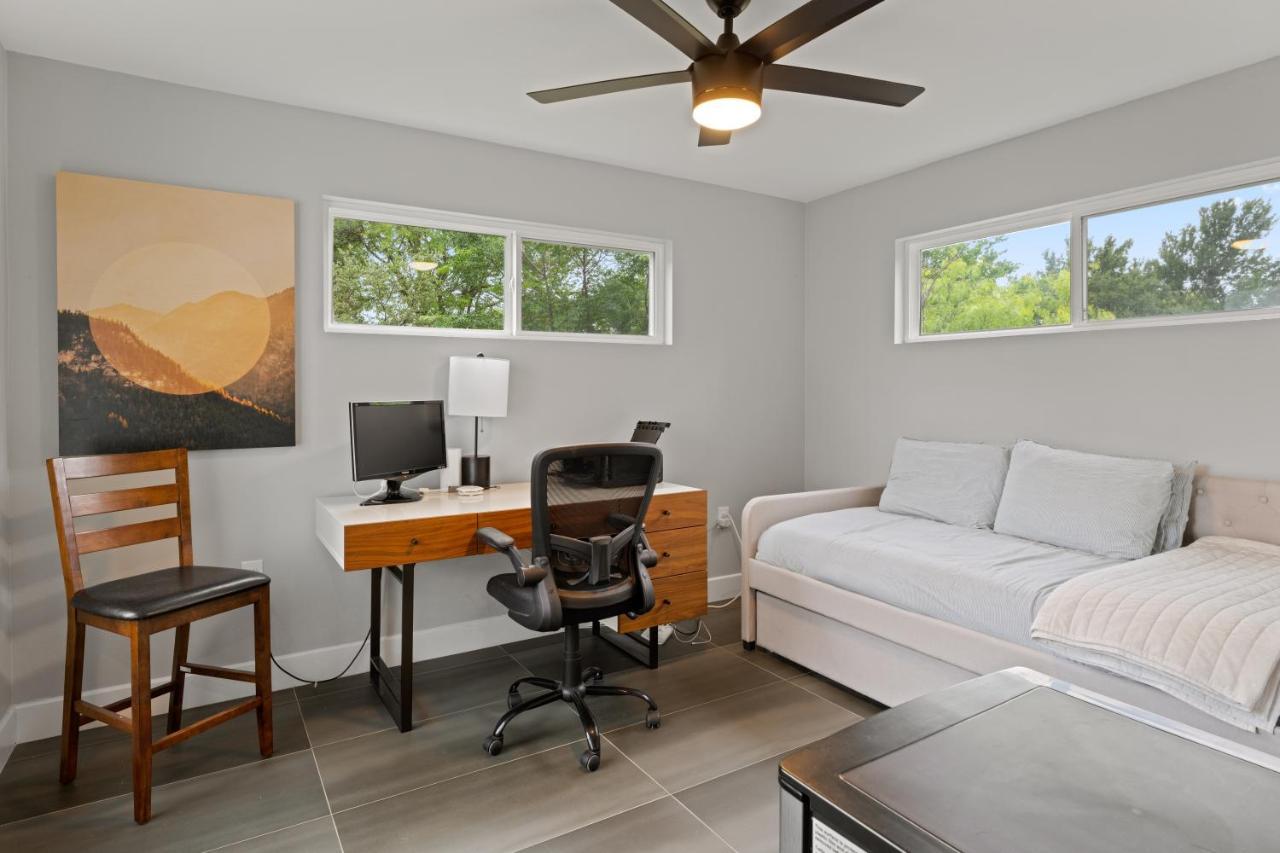 East With In-law Office And Fast Wifi Holiday home Austin