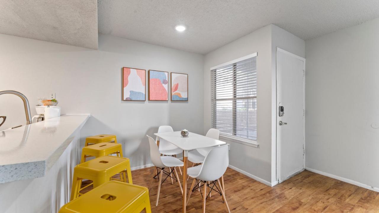 Vivant - Sola Chic King Bed Suites, Close To Downtown * Austin