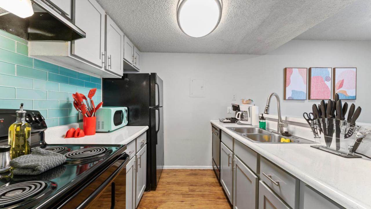 Vivant - Sola Chic King Bed Suites, Close To Downtown * Austin