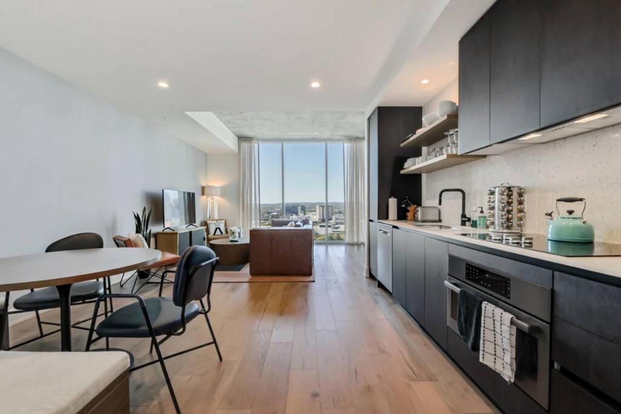 21st Fl 2bd Condo-rainey St-best Views *