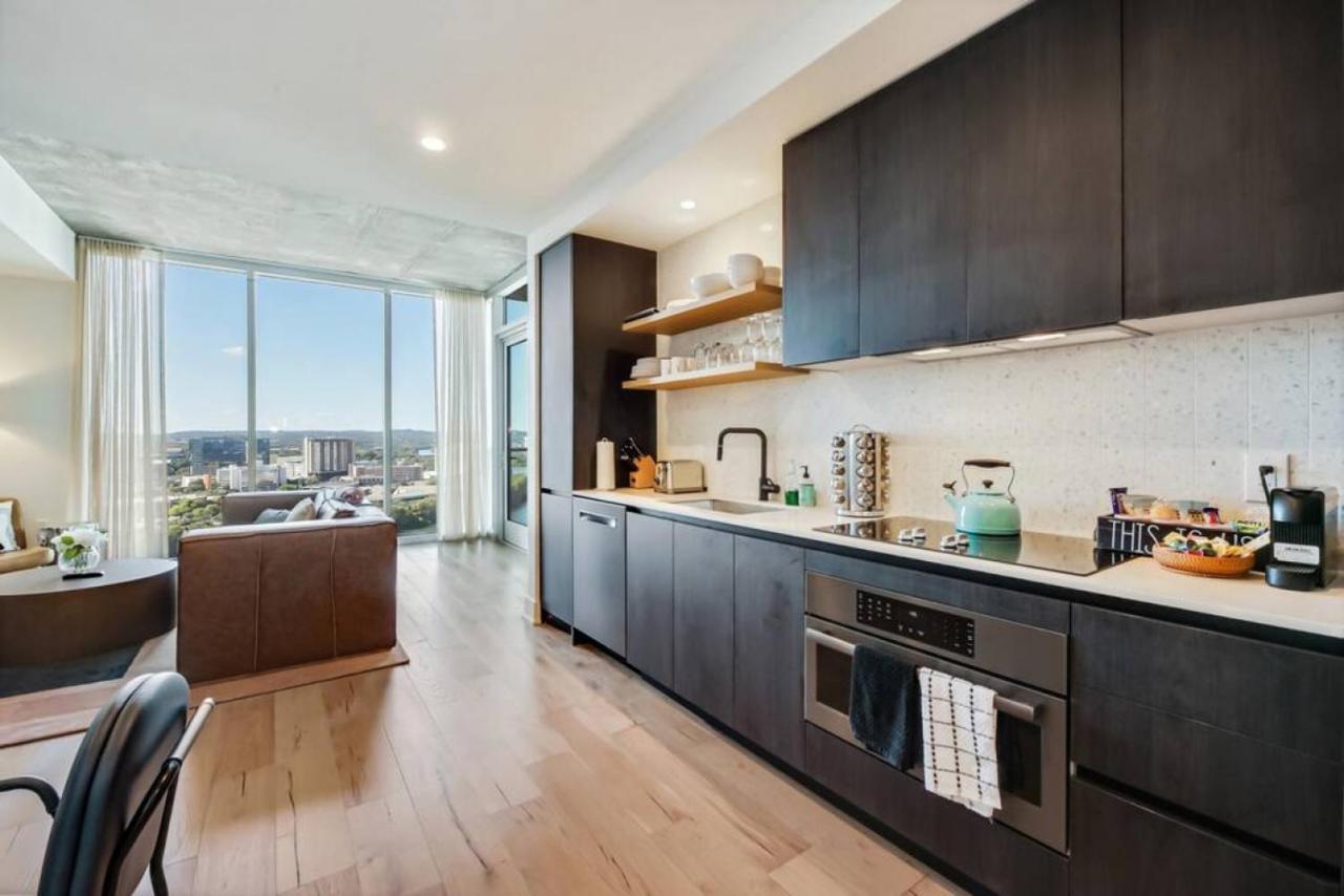 21st Fl 2bd Condo-rainey St-best Views Holiday home *