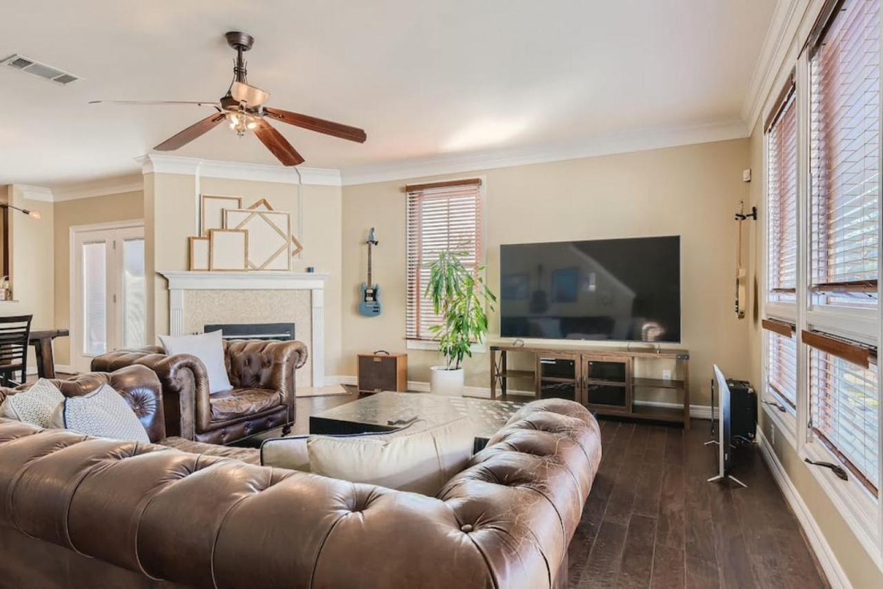Warm Suburban 3br Townhome Near Dt Apartment Austin