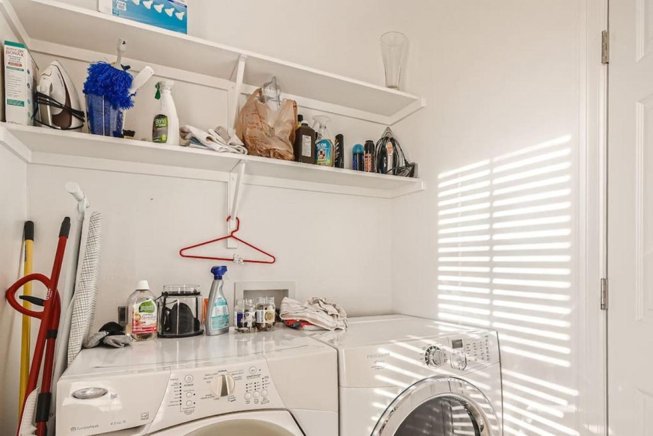 Warm Suburban 3br Townhome Near Dt Apartment *