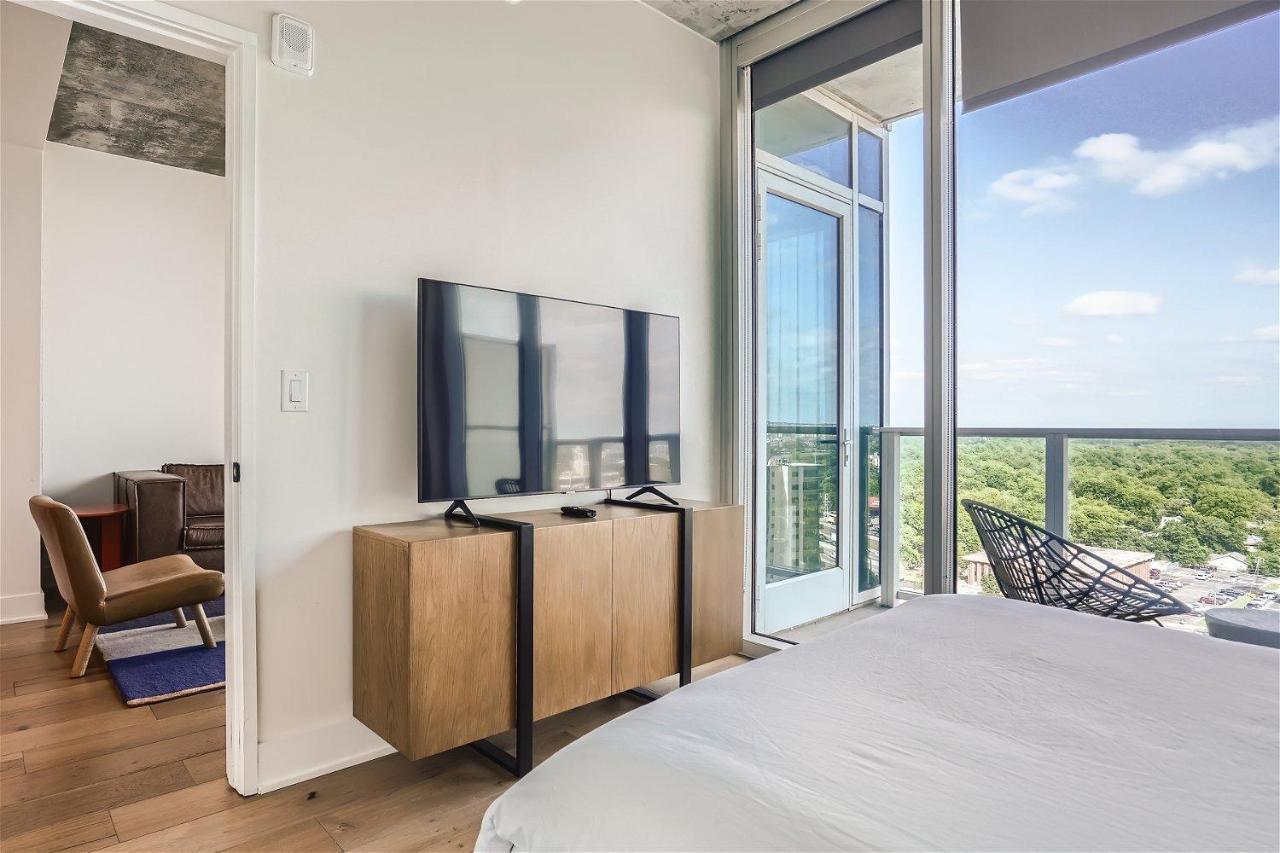Modern Downtown - Rooftop Pool - Amenities