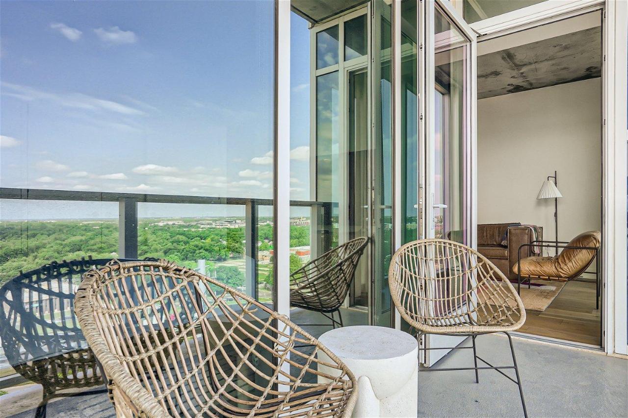 Modern Downtown - Rooftop Pool - Amenities Holiday home Austin
