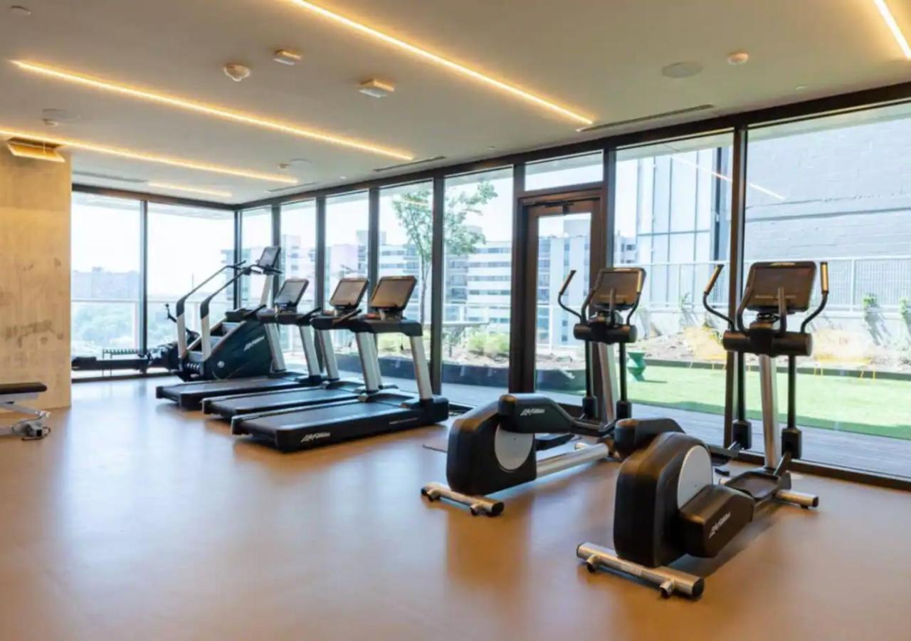 Holiday home Modern Downtown - Rooftop Pool - Amenities Austin