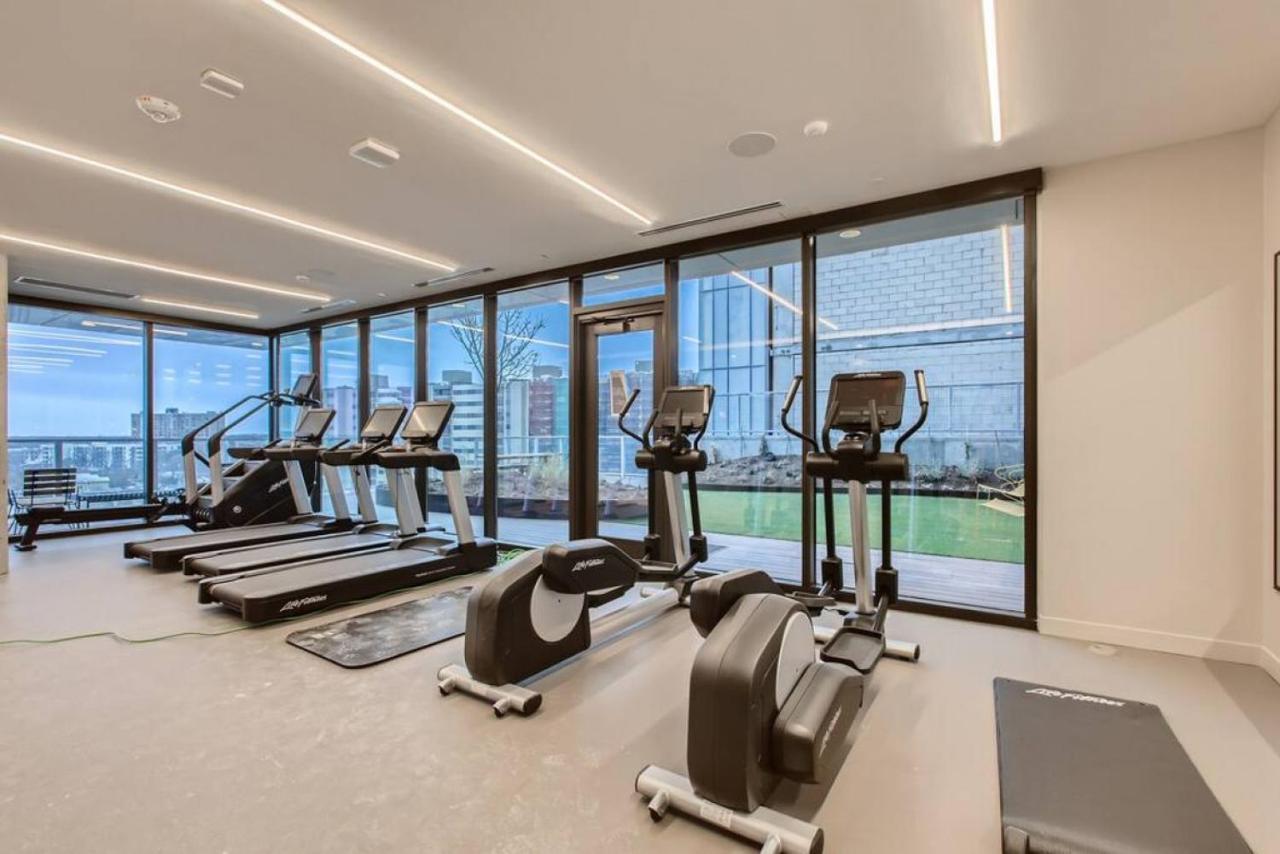 21st Fl 2bd Condo-rainey St-best Views Austin