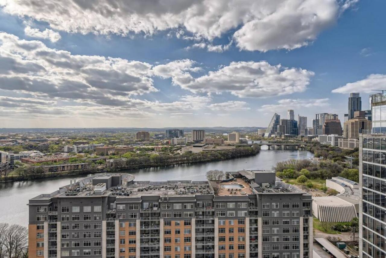 Incredible View Of Downtown Walk To Rainey St Apartment *