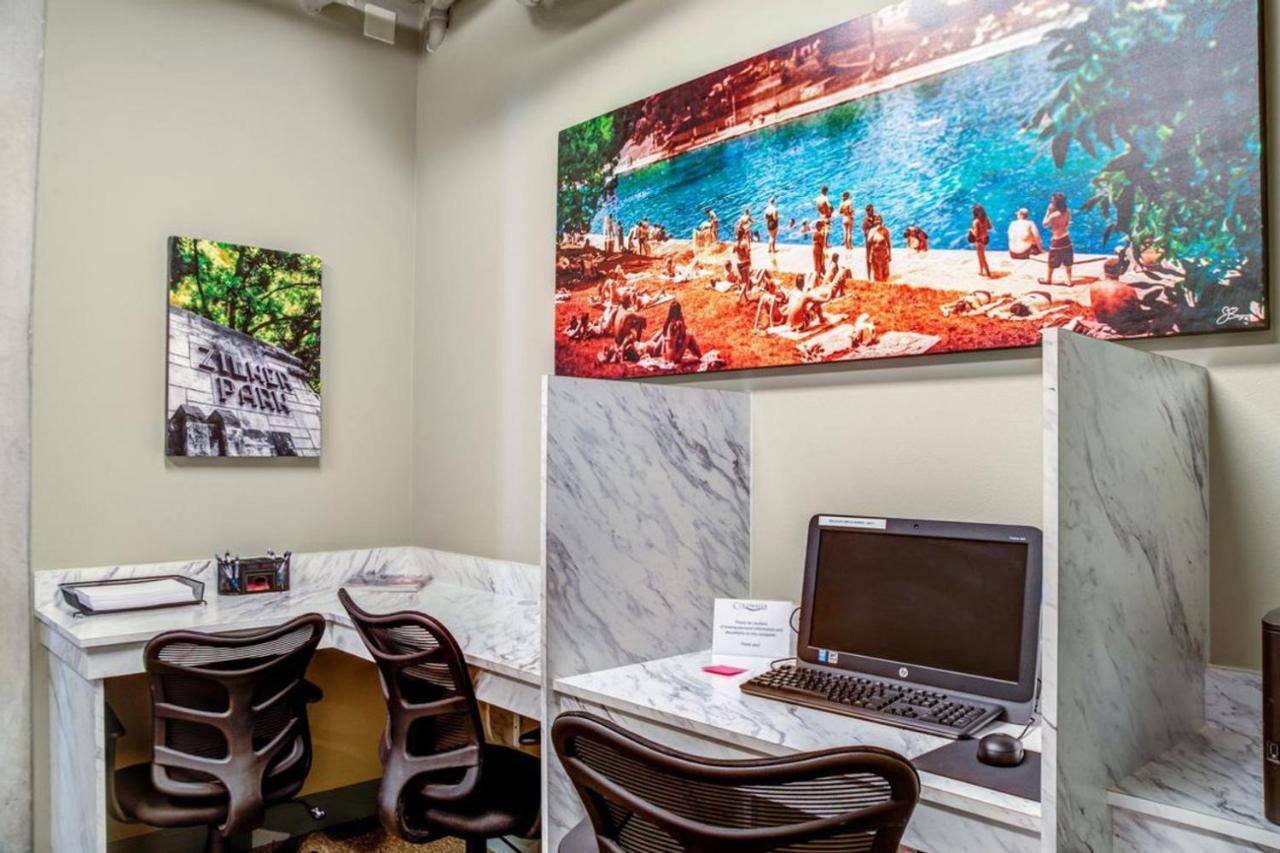 Barton Springs 1br W Wd Gym Pool Nr Town Atx-188 *