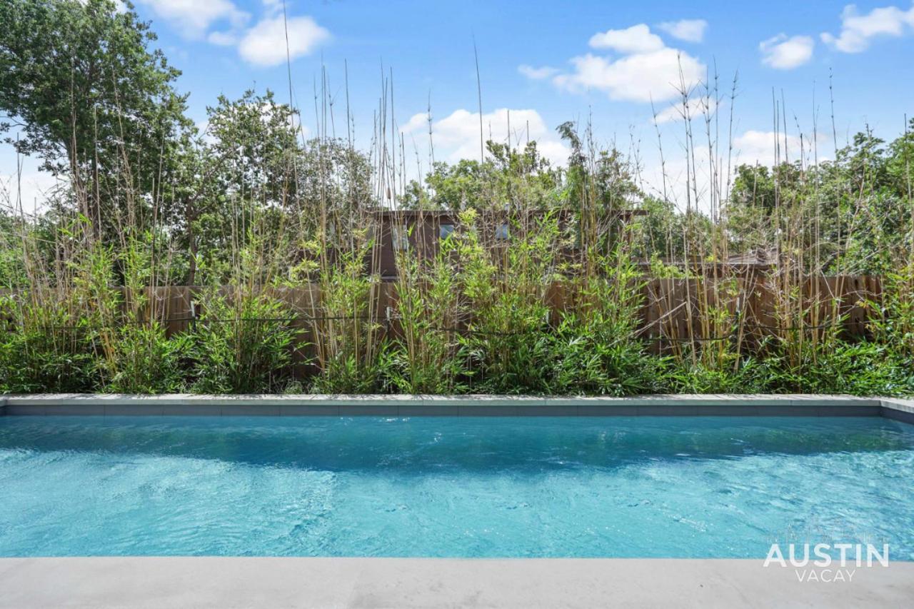 Walk To Soco Lounge Poolside At Modern Cool Spot Austin