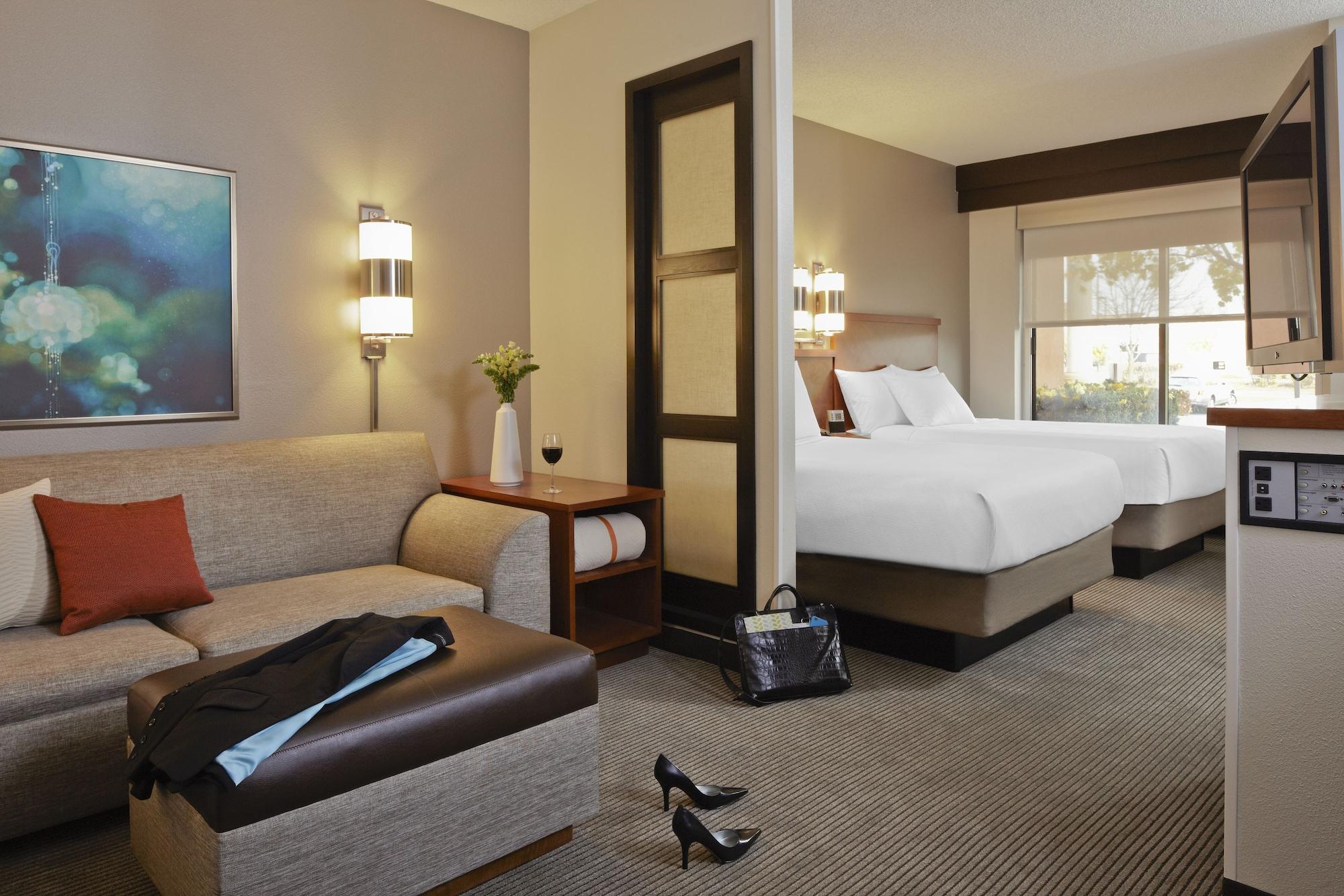 Sonesta Select North Hotel