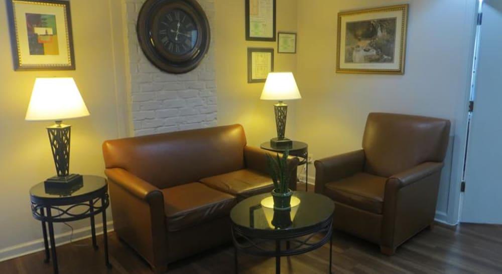 Motel Americas Value Austin