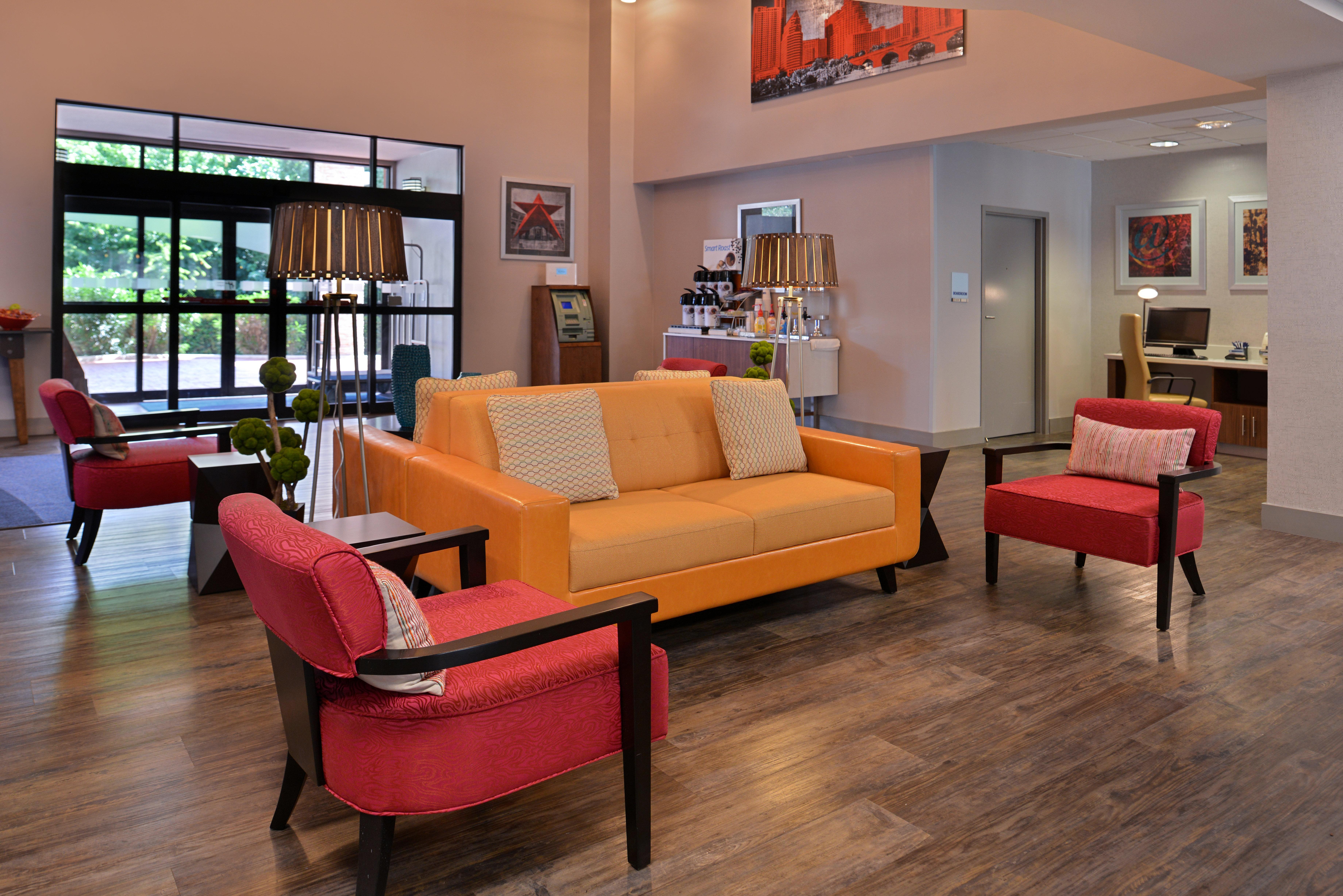 Express & North By Ihg Austin