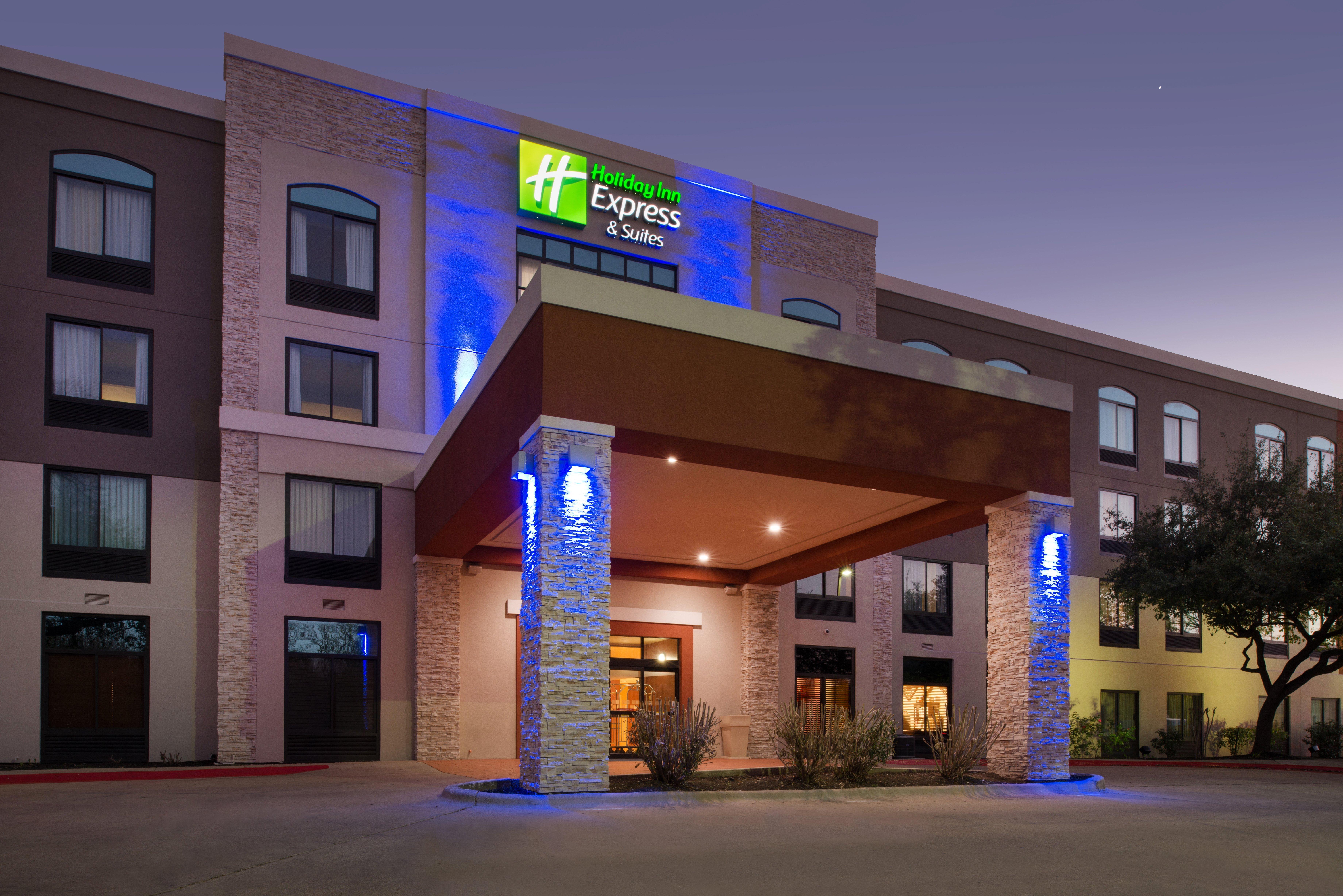 Express & North By Ihg Hotel Austin