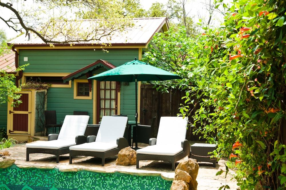 Bed & Breakfast Park Lane 3*