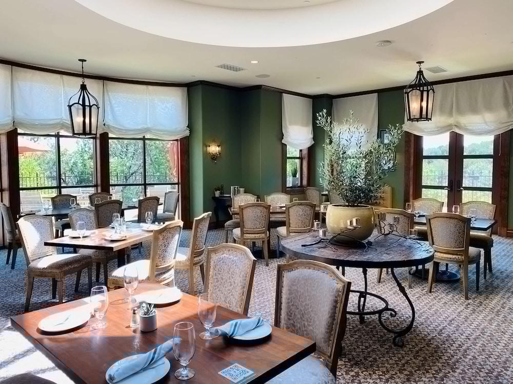 Viata Hotel