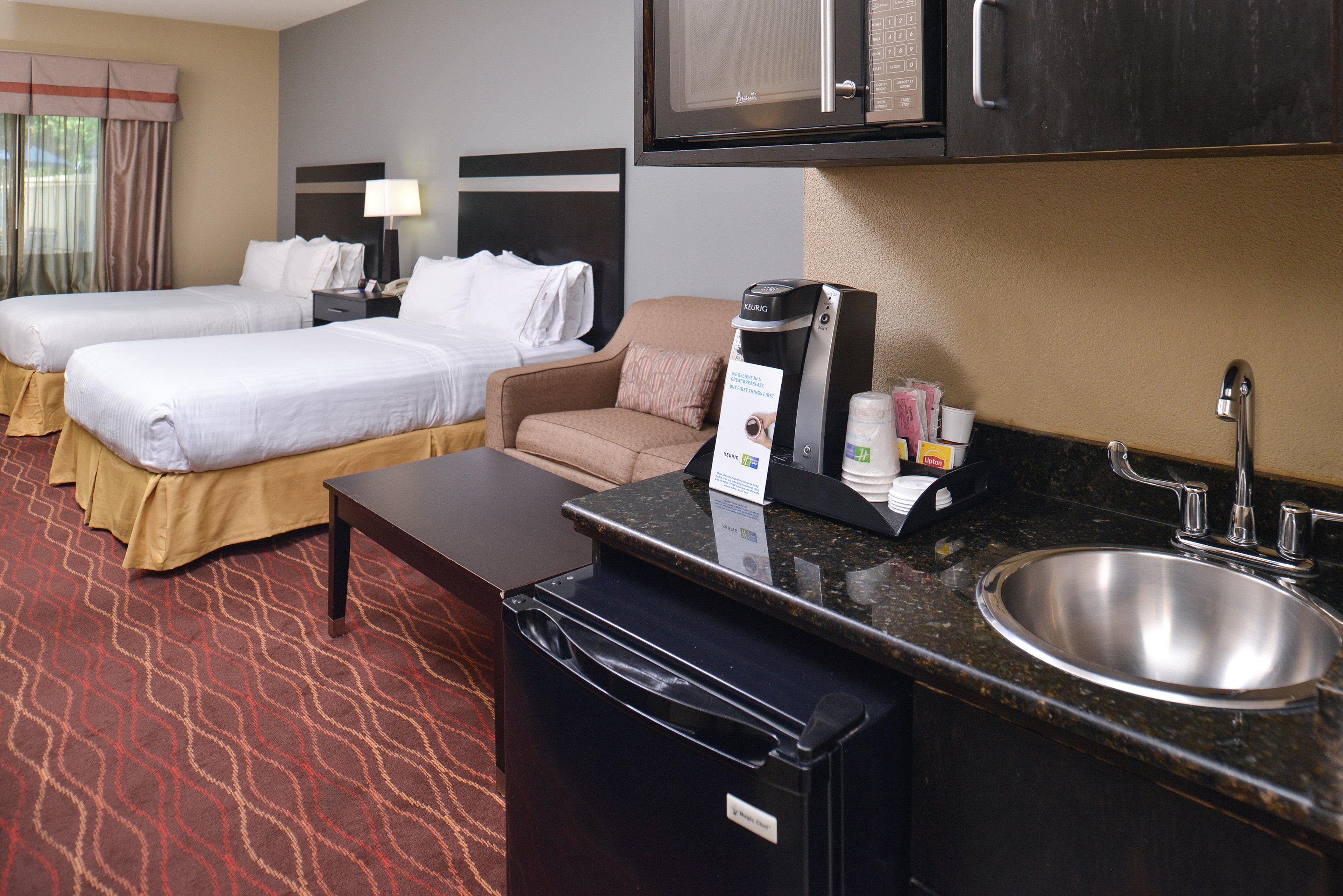 Express & Sw - Sunset Valley, And Ihg Hotel