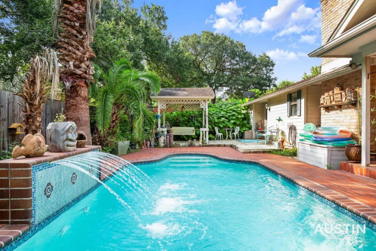 Backyard Bliss W Private Pool Unique Family Holiday home