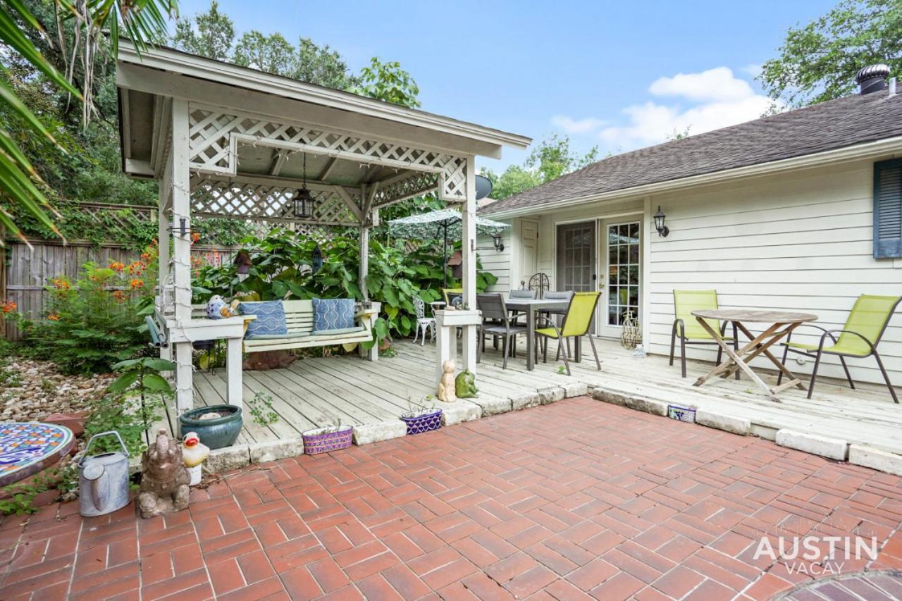 Backyard Bliss W Private Pool Unique Family * Austin
