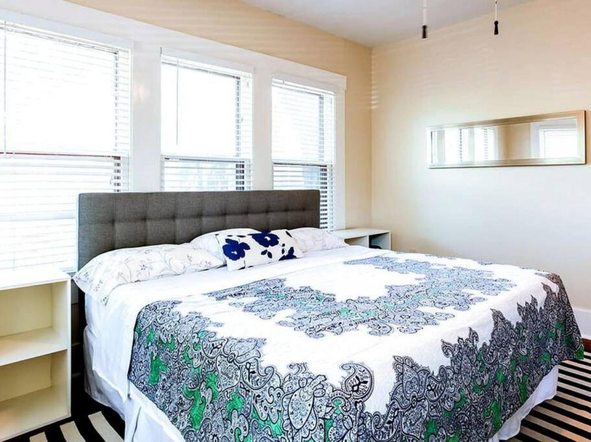 Downtown In Amazing Walkable Location *