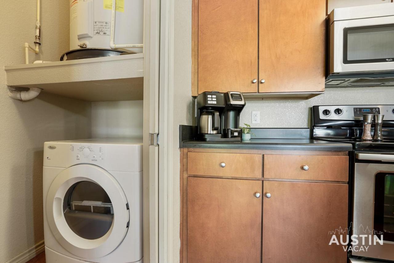 Dual Urban Oasis 8br In Vibrant North Loop Hub Apartment