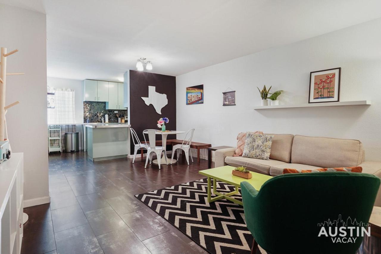 Chic Poolside Homebase Steps From South Congress Holiday home