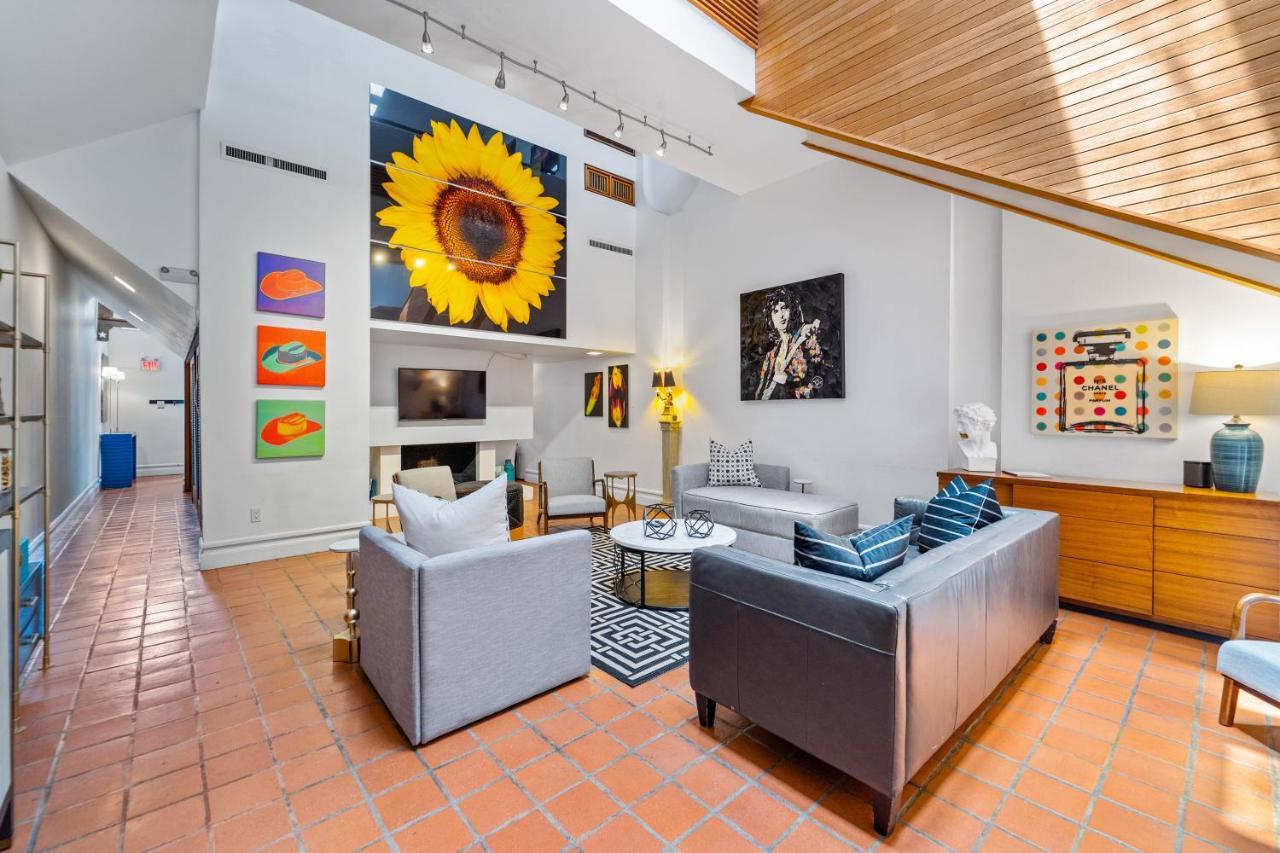 The Graeber By Lodgewell - 6th St & Pool Holiday home *