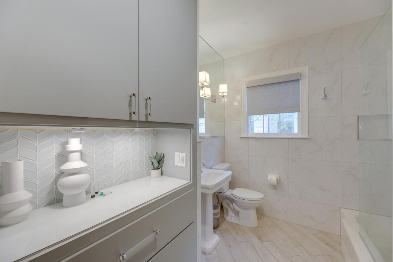 Family-friendly House With Screened Porch! Holiday home Austin