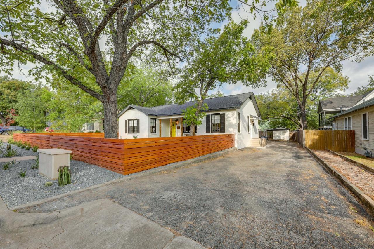 Family-friendly House With Screened Porch! Austin