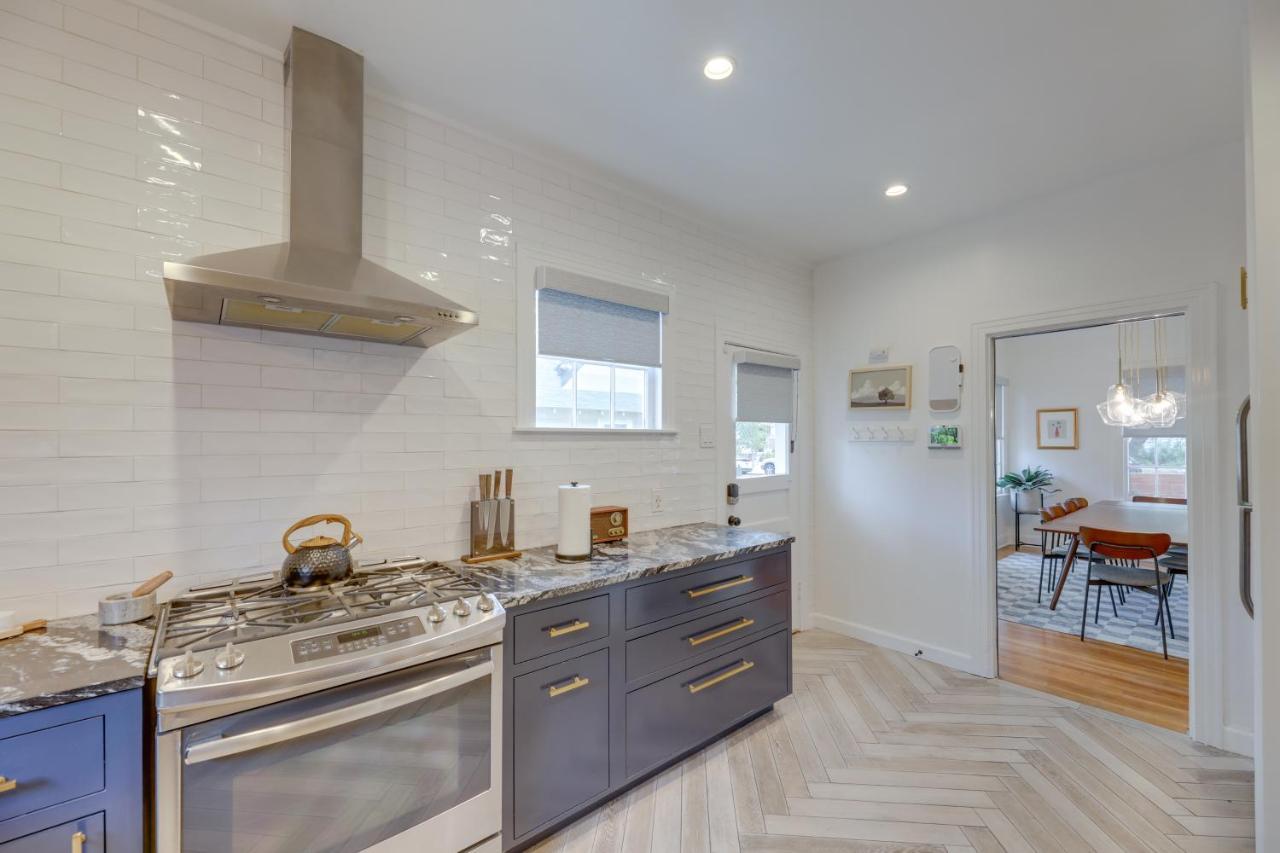 Holiday home Family-friendly House With Screened Porch! Austin