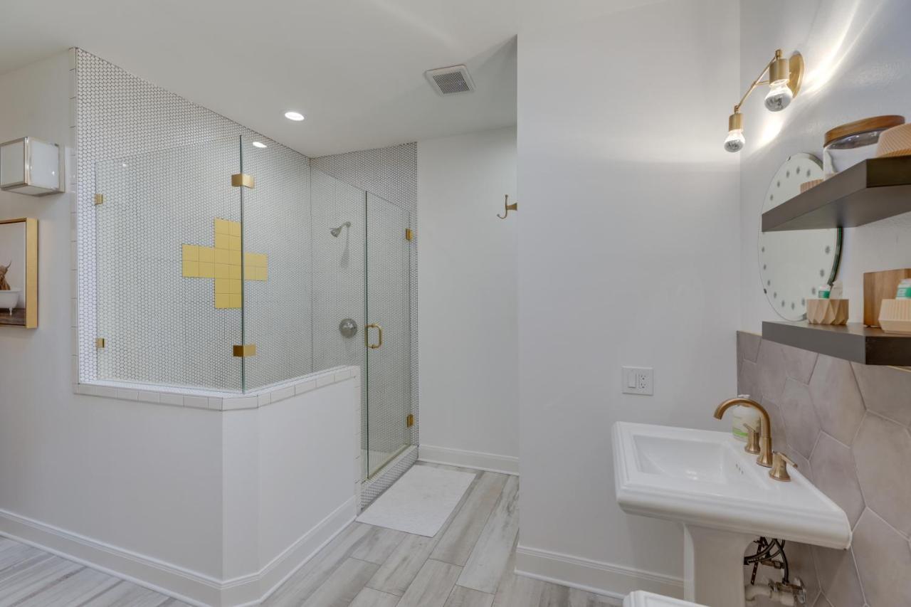 Family-friendly House With Screened Porch! * Austin