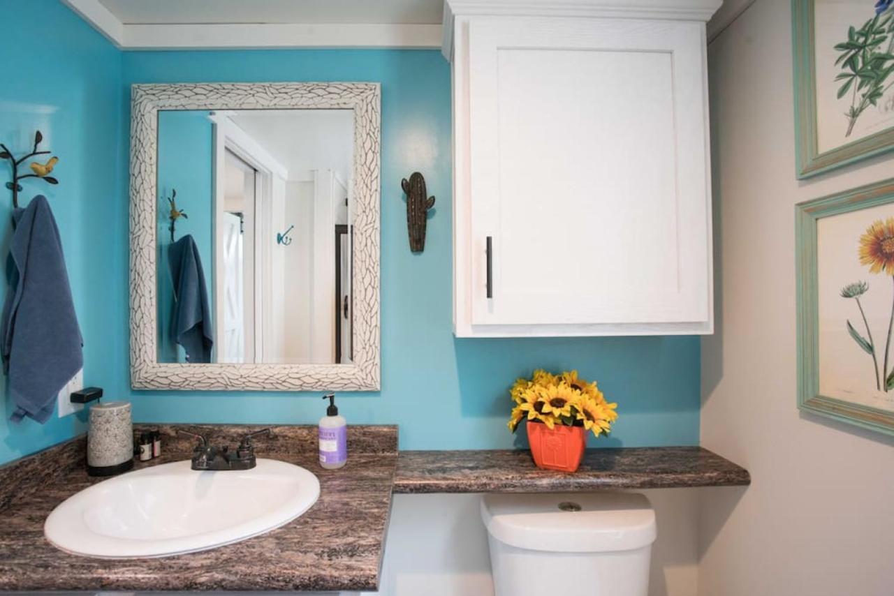 Apartment Simply Southern Tiny House Retreat Austin