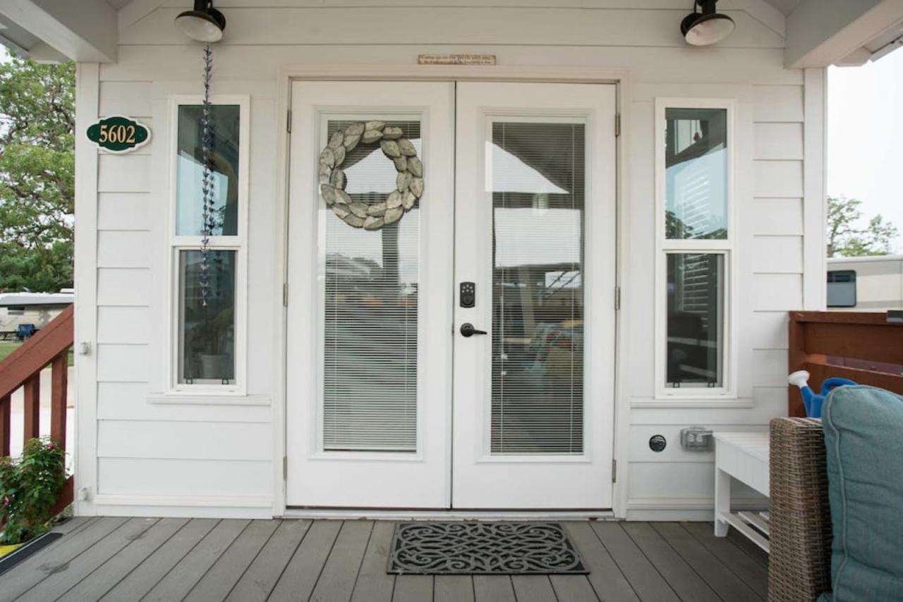 Simply Southern Tiny House Retreat Austin