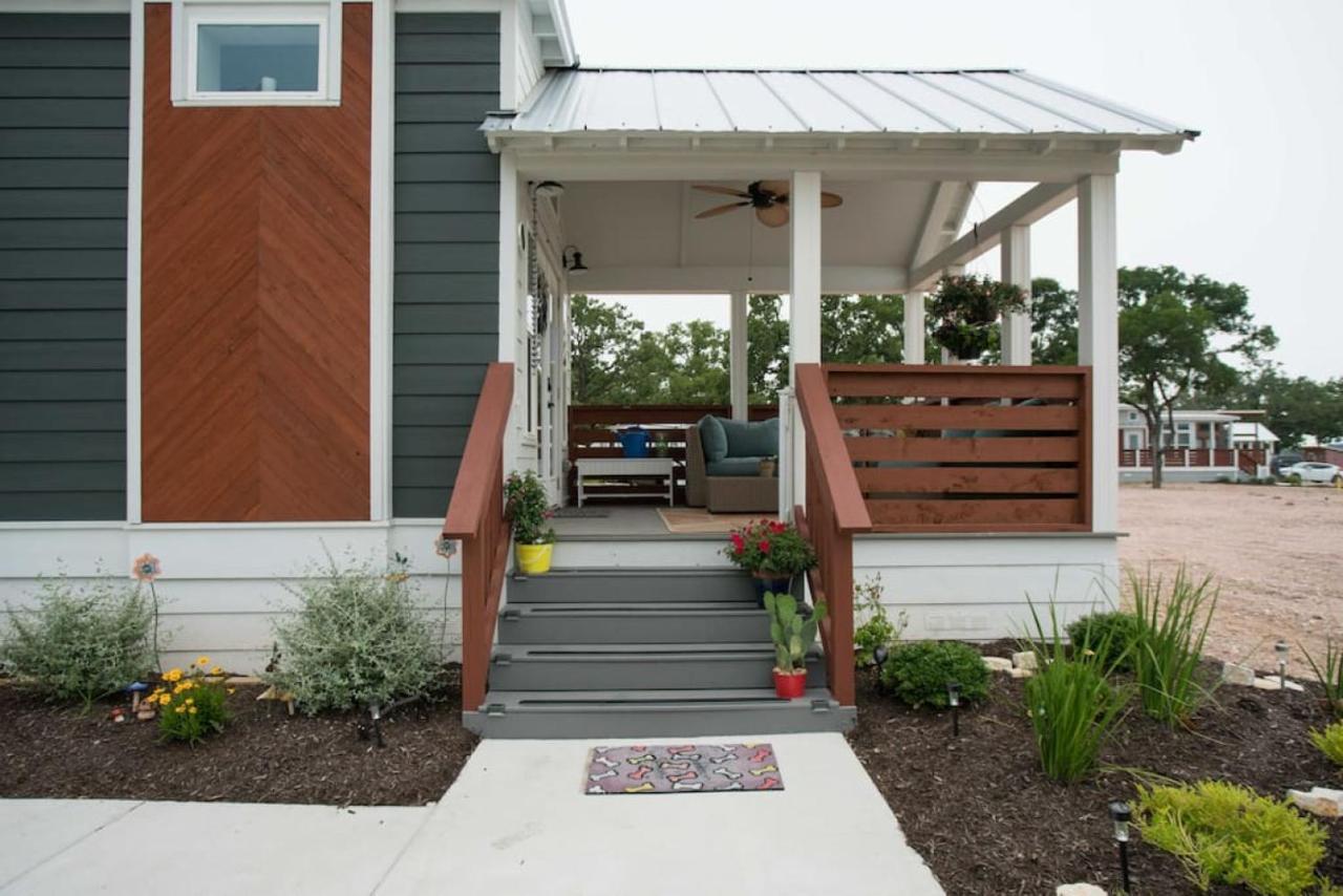 Simply Southern Tiny House Retreat