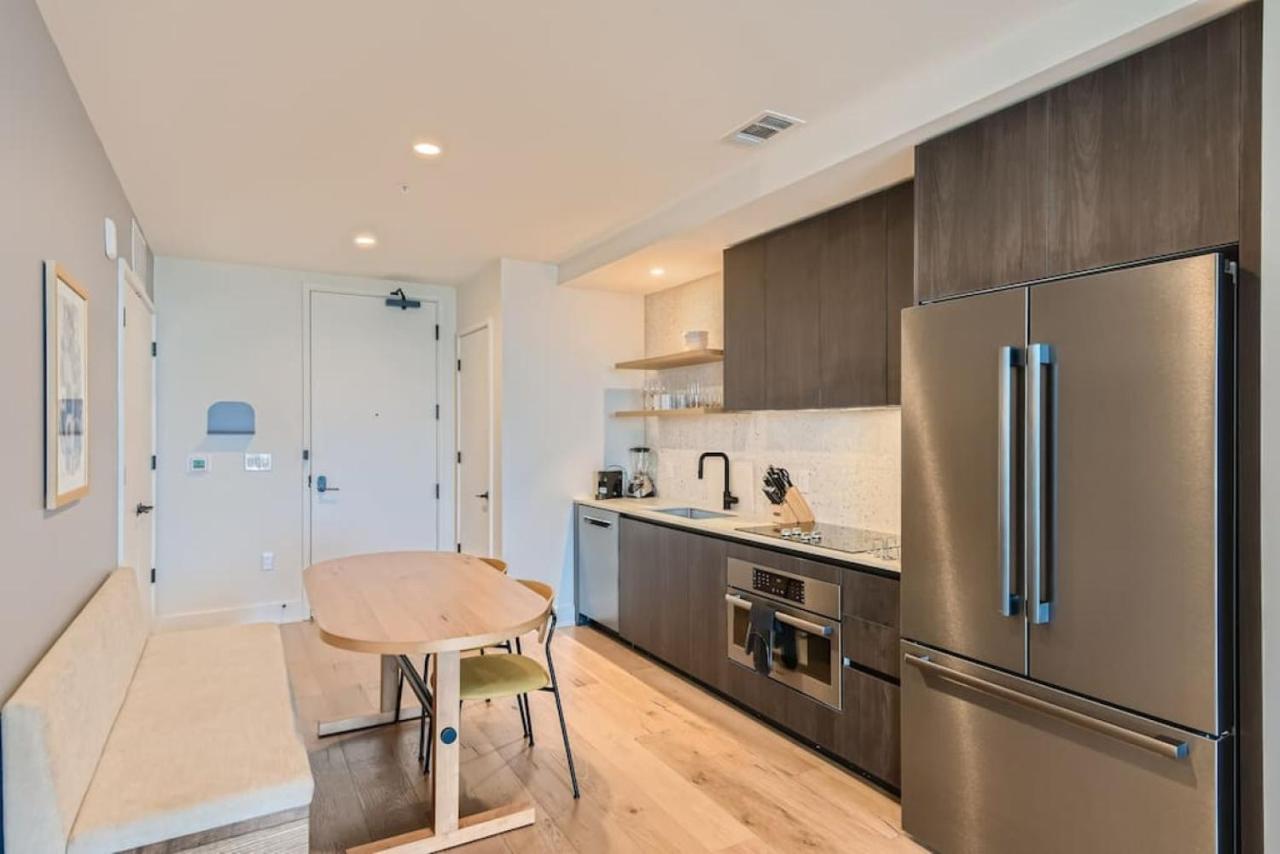 Apartment Luxury 1br With Views, Rooftop Pool And Walk To Rainey St. *