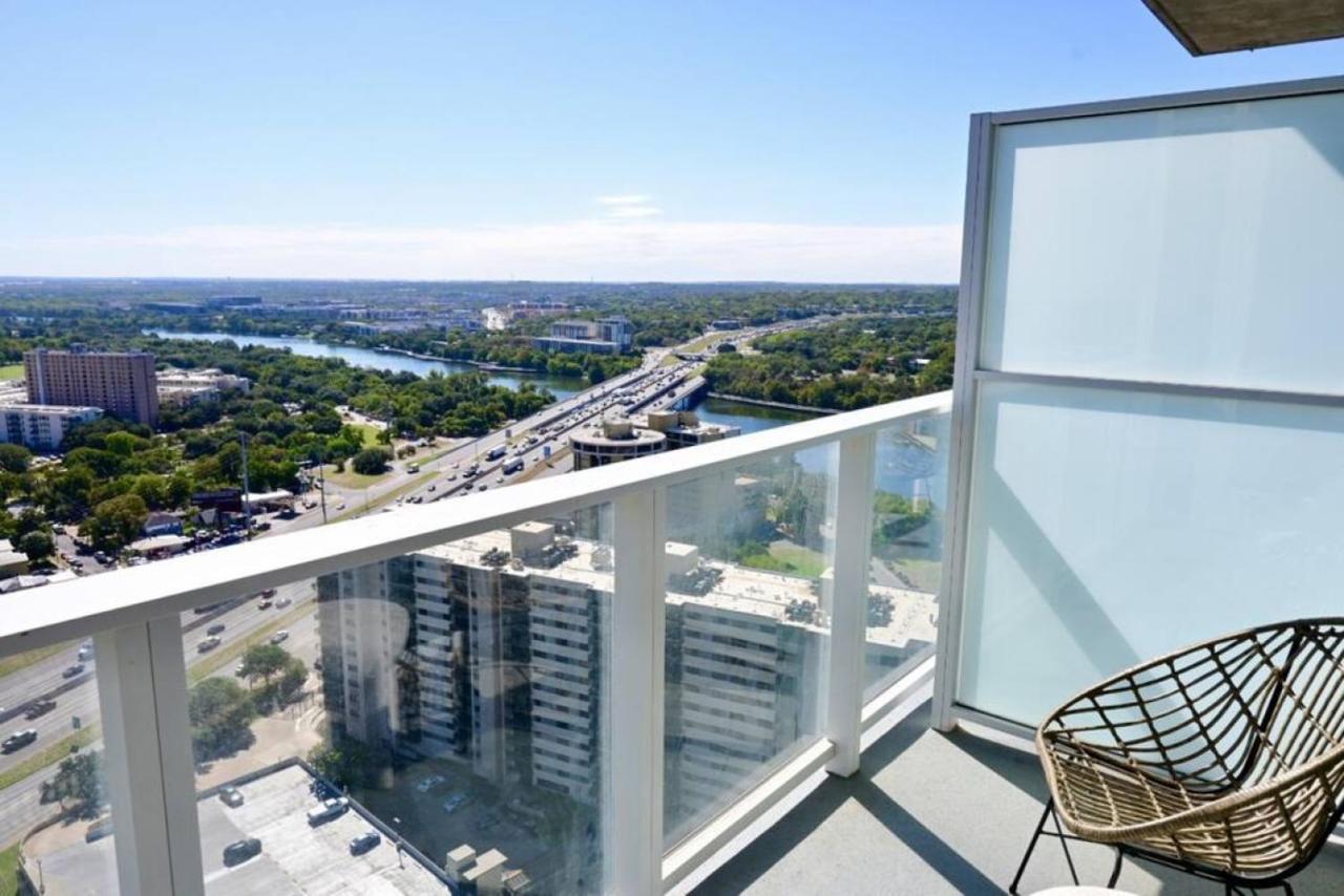 Luxury 1br With Views, Rooftop Pool And Walk To Rainey St. * Austin