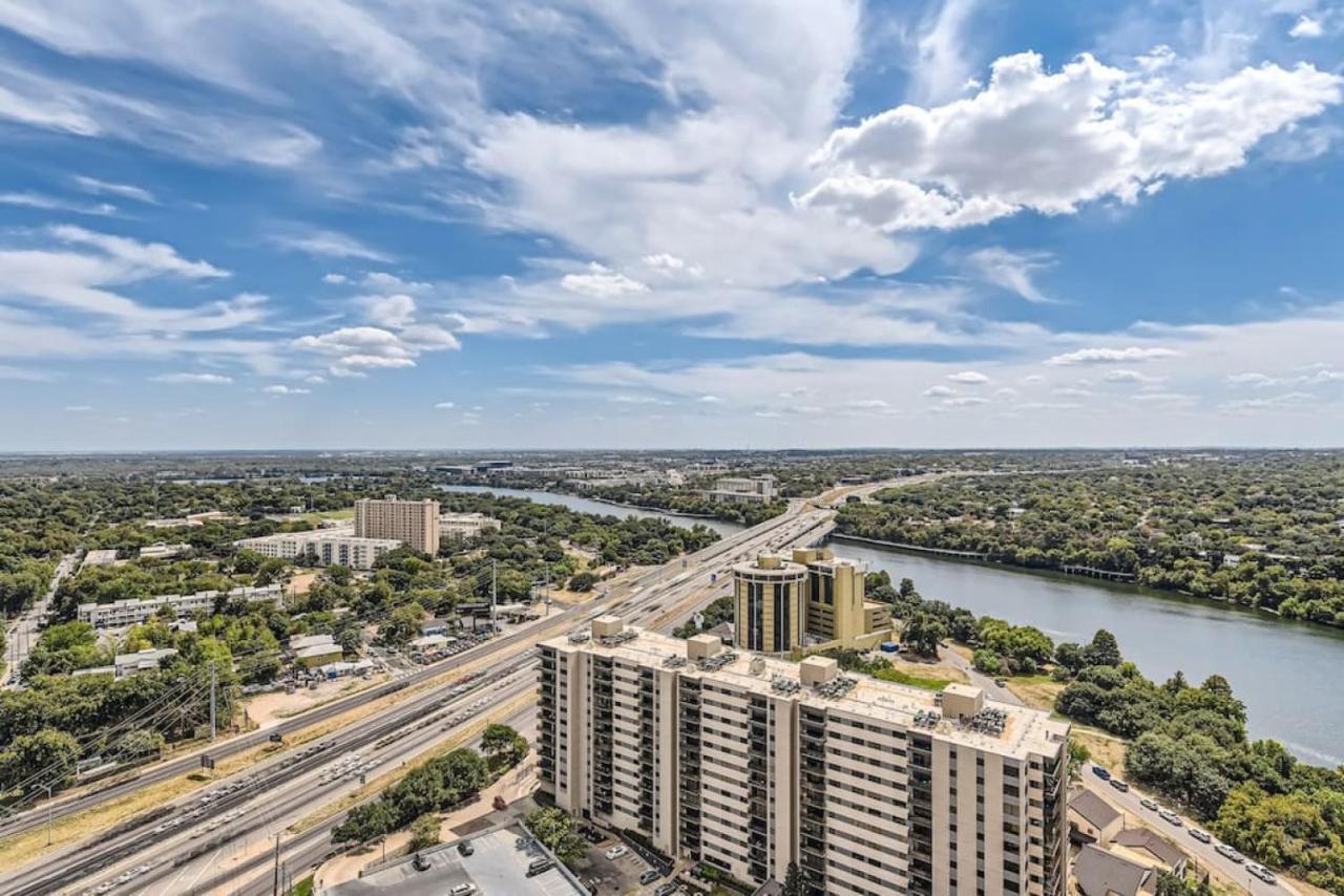 Apartment Luxury 1br With Views, Rooftop Pool And Walk To Rainey St. *