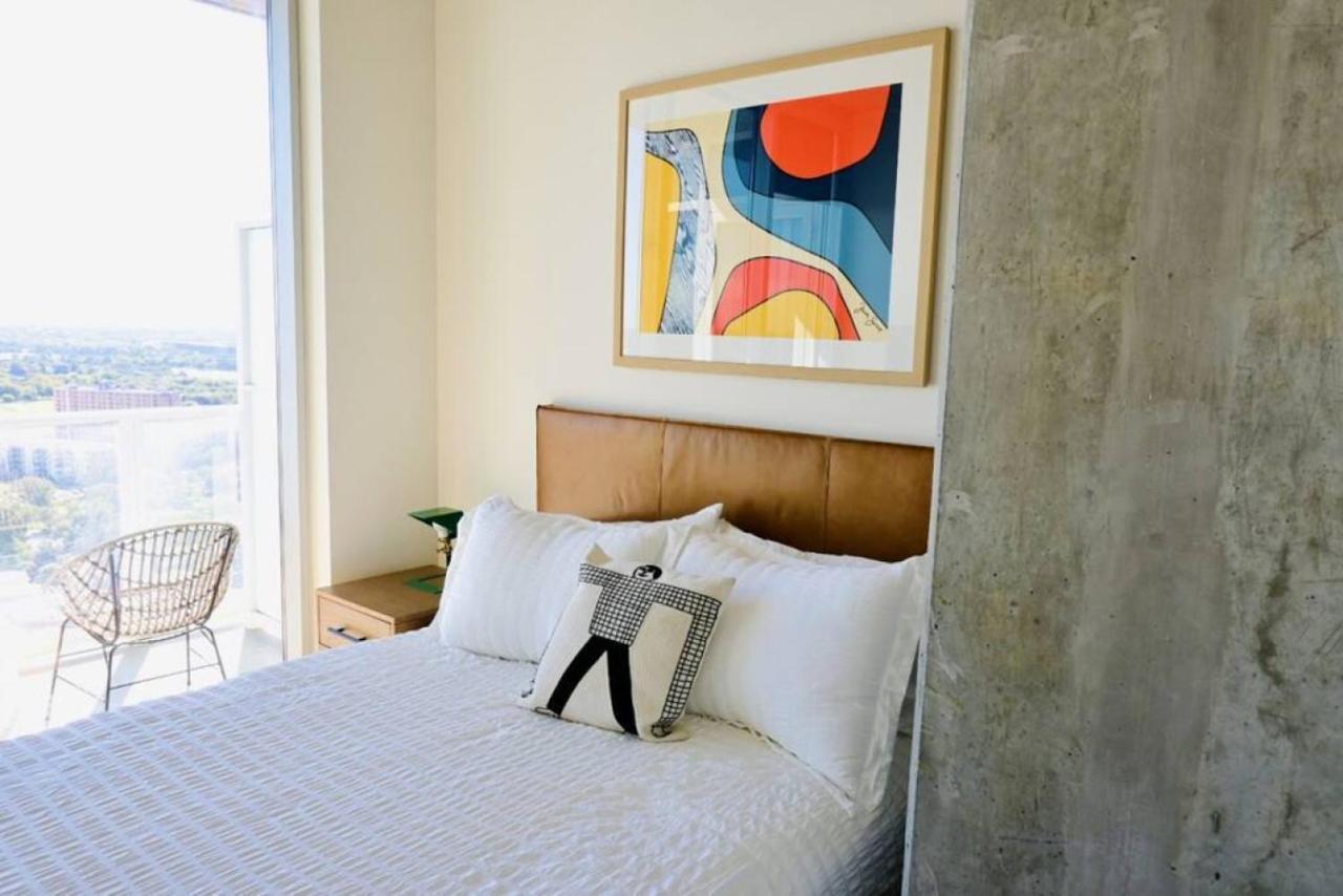 Apartment Luxury 1br With Views, Rooftop Pool And Walk To Rainey St. *