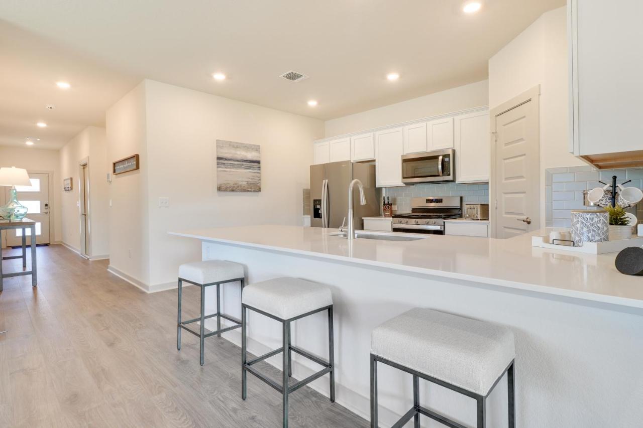 Bright Vacation About 10 Mi To Downtown! Holiday home Austin