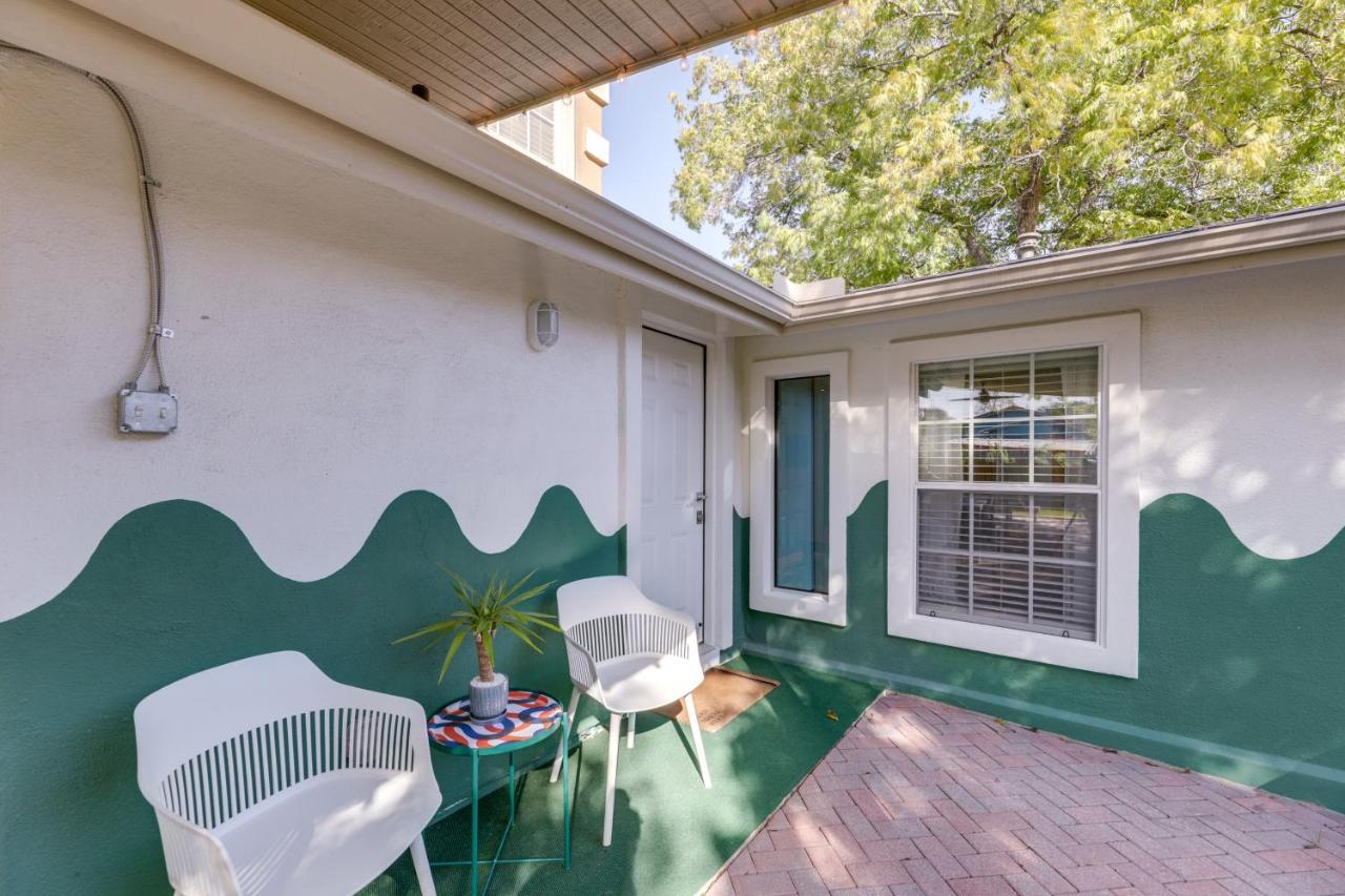 Vibrant Vacation With Covered Patio Holiday home Austin