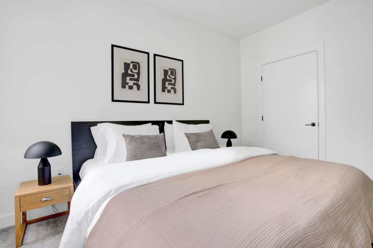 East 2br W Gym Pool Wd Nr Shops Atx-59
