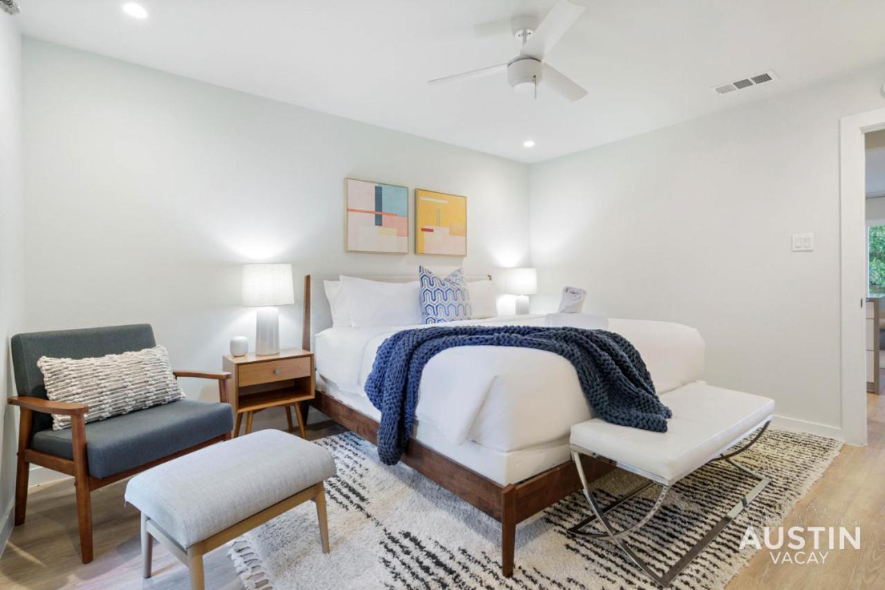 Apartment Close To Barton Springs And Zilker W King Br And Patio Austin