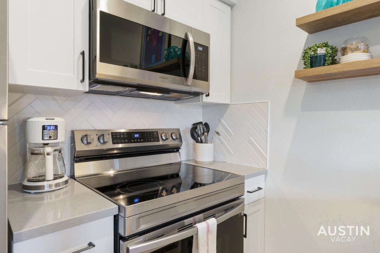 Apartment Close To Barton Springs And Zilker W King Br And Patio