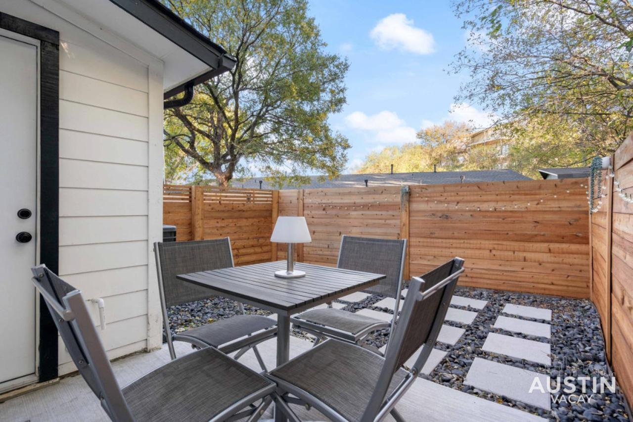 Apartment Close To Barton Springs And Zilker W King Br And Patio *