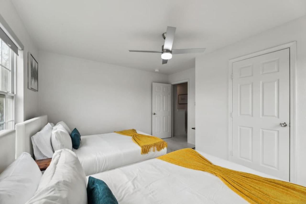Holiday home Modern East 4br Gem *