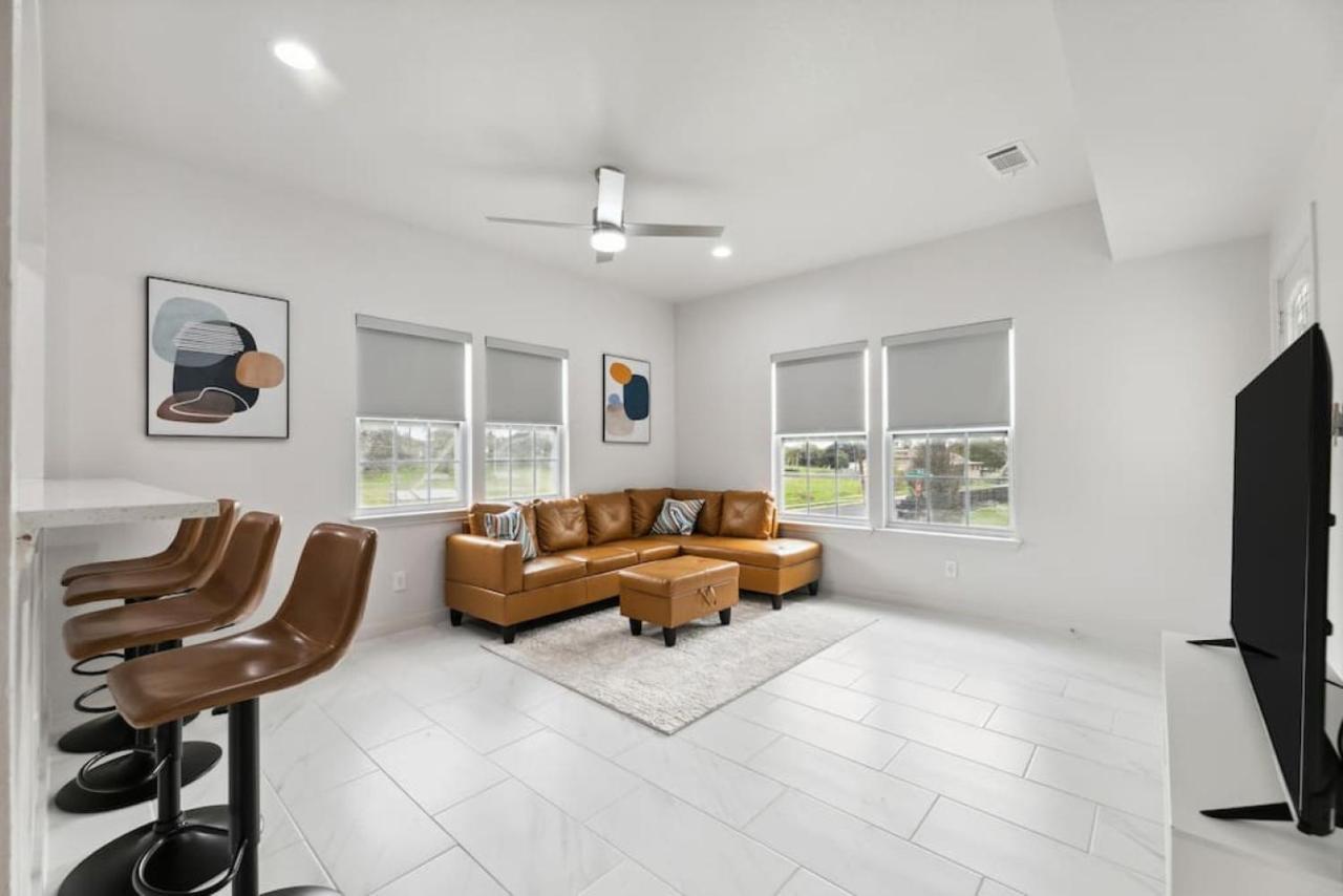 Holiday home Modern East 4br Gem *