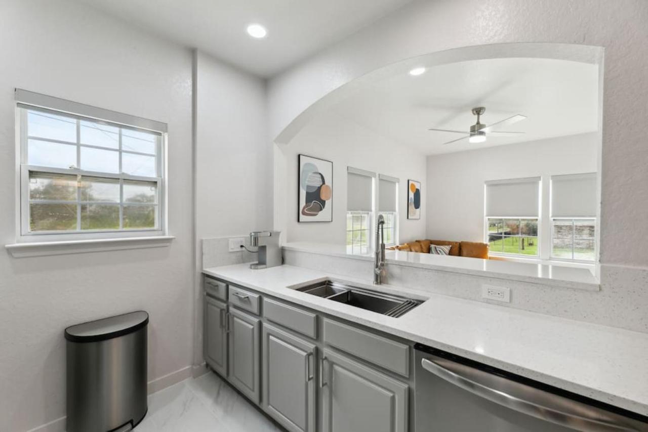 Modern East 4br Gem